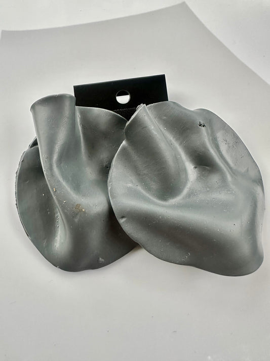 Matte Me Judy (Gray)
